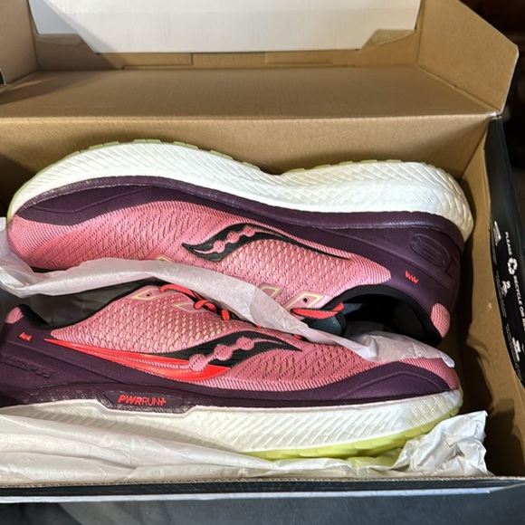 Saycony JackRabbitt Triumph 18 Women’s Size 11 Sneakers - Picture 3 of 7